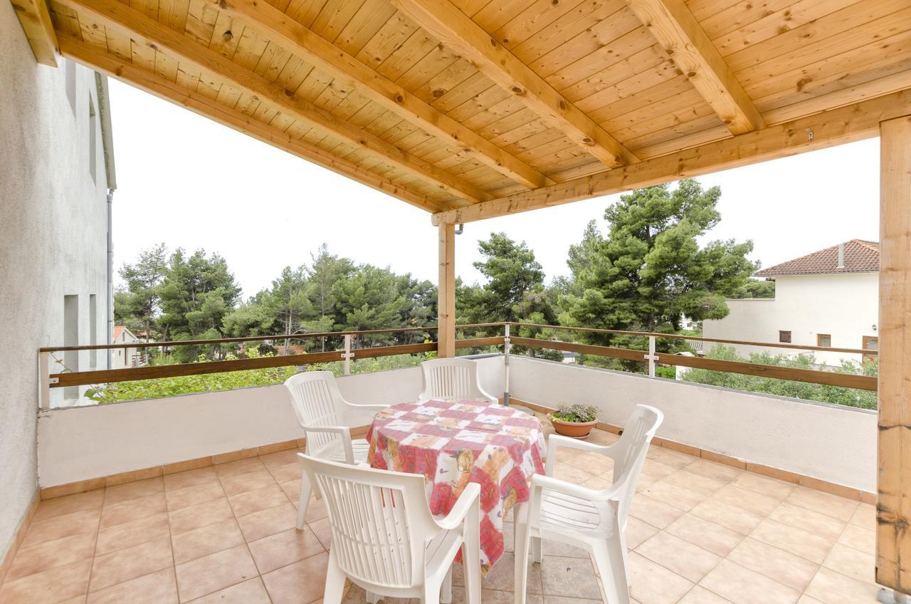 Apartments Helena Иван-Долац Экстерьер фото
