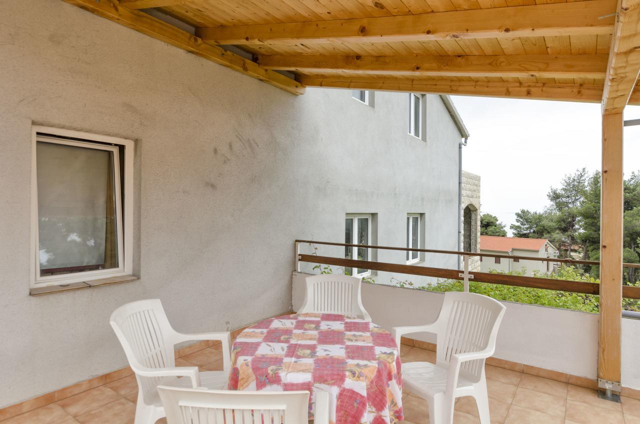 Apartments Helena Иван-Долац Экстерьер фото